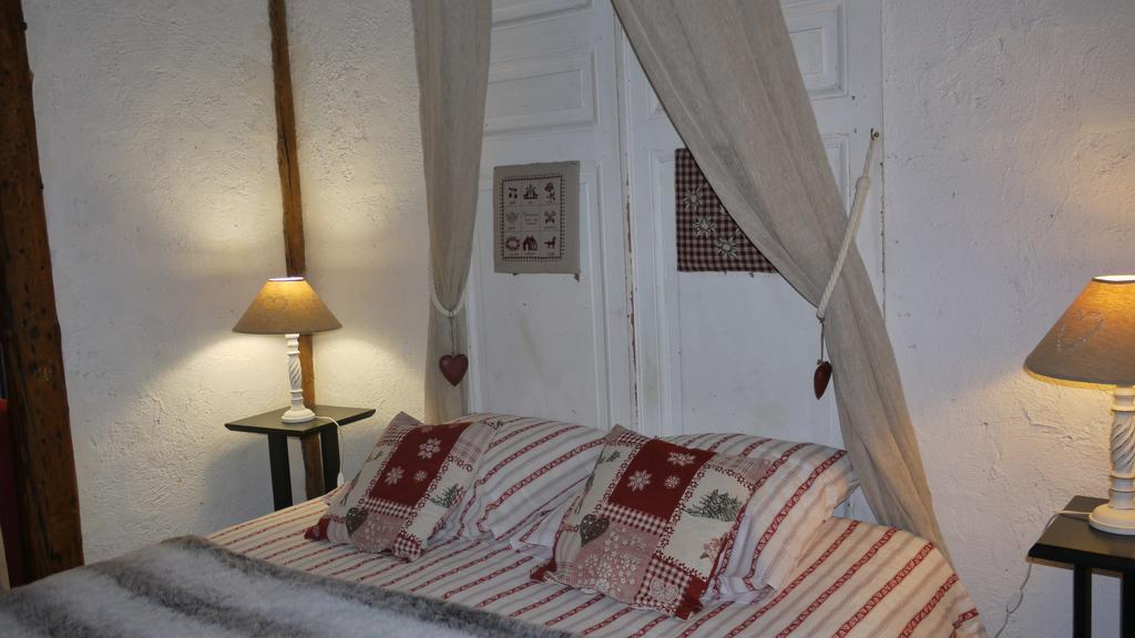Les Means Bed & Breakfast Meolans-Revel Exterior foto