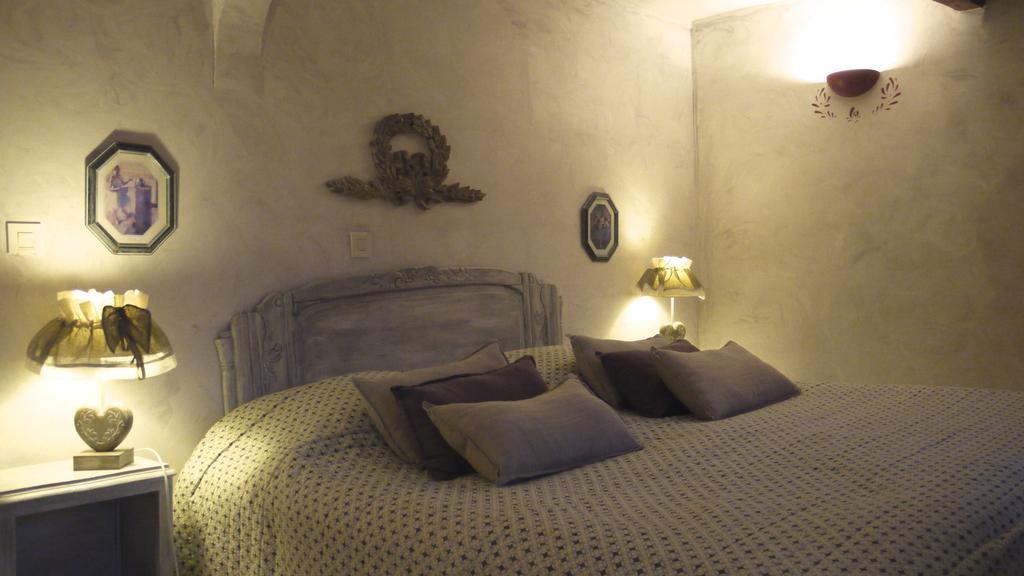 Les Means Bed & Breakfast Meolans-Revel Exterior foto
