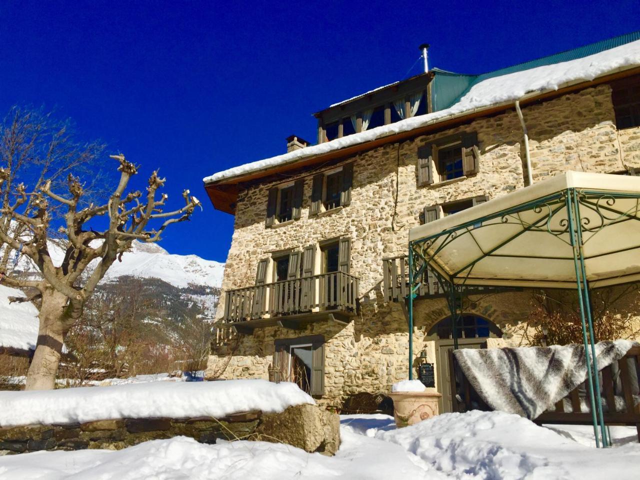 Les Means Bed & Breakfast Meolans-Revel Exterior foto