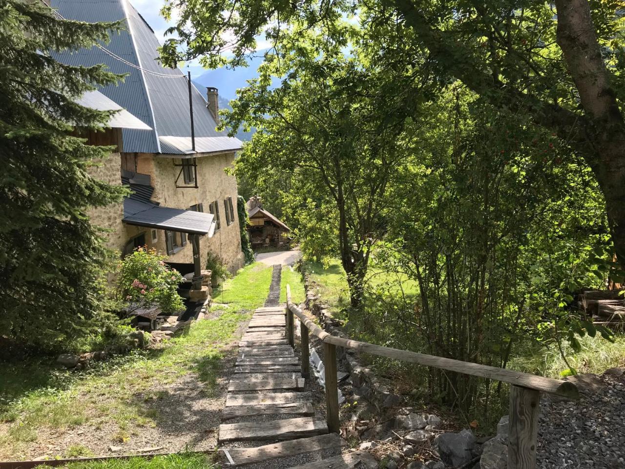 Les Means Bed & Breakfast Meolans-Revel Exterior foto