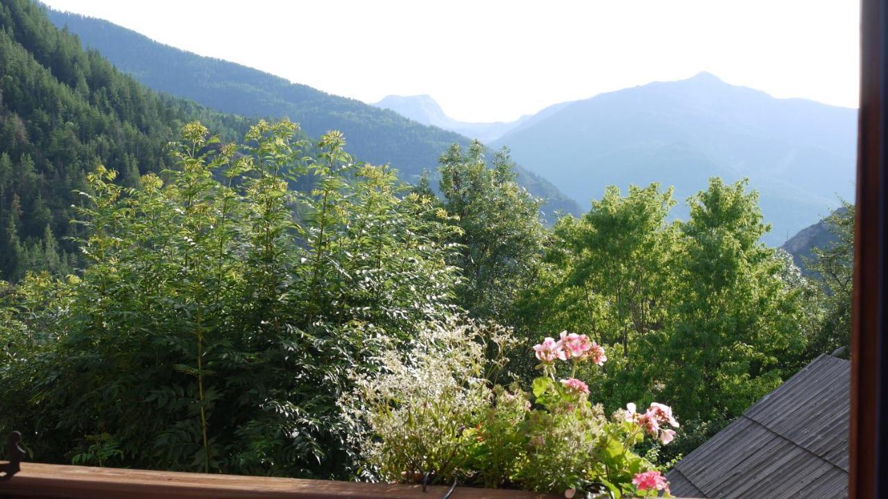 Les Means Bed & Breakfast Meolans-Revel Exterior foto